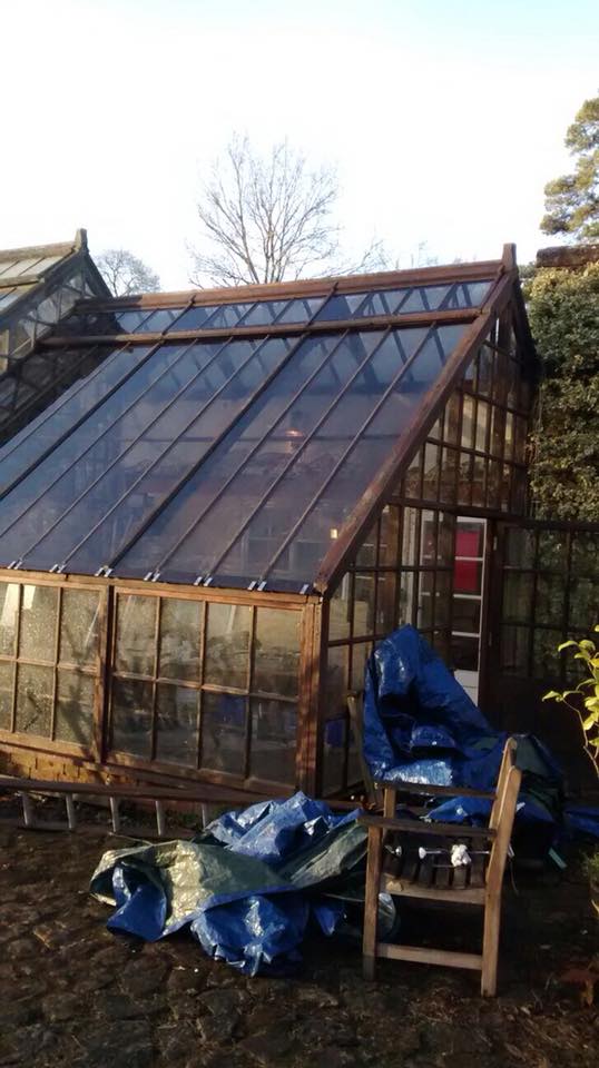 Glass and glazing services, glass repairs, glass replacement